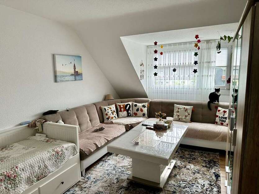 Wohnung zum Mieten in Köln 455 € 38 m²