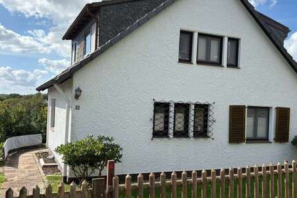 Haus zum Mieten in Solingen 1.600 € 140 m² 5 zimmer