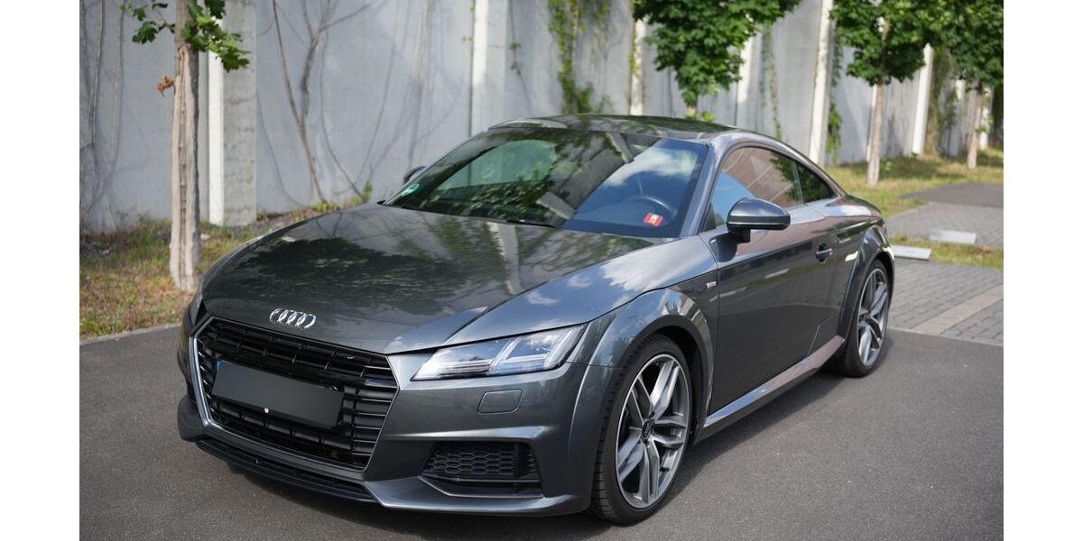 Audi TT 80.000 km 28.900 &euro; Köln 50933