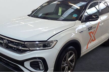 VW T-Roc 7.298 km 29.650 &euro; Langenfeld 40764