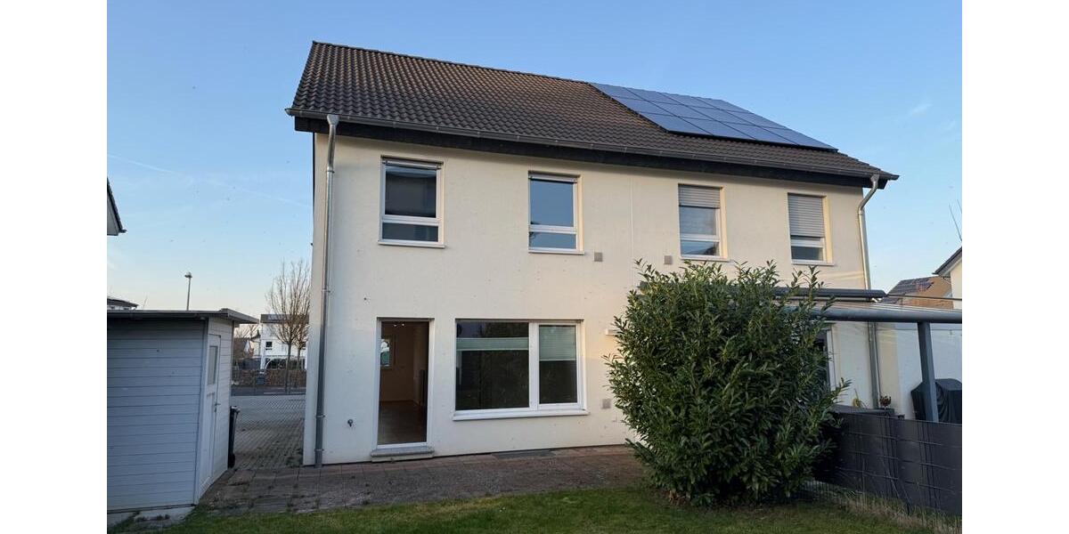 Doppelhaushälfte Sankt Augustin - 4 Zimmer, 125 m&sup2;, 1.420&euro; | Angebot:25393865