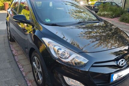 Hyundai i30 129.800 km 6.666 &euro; Pulheim 50259