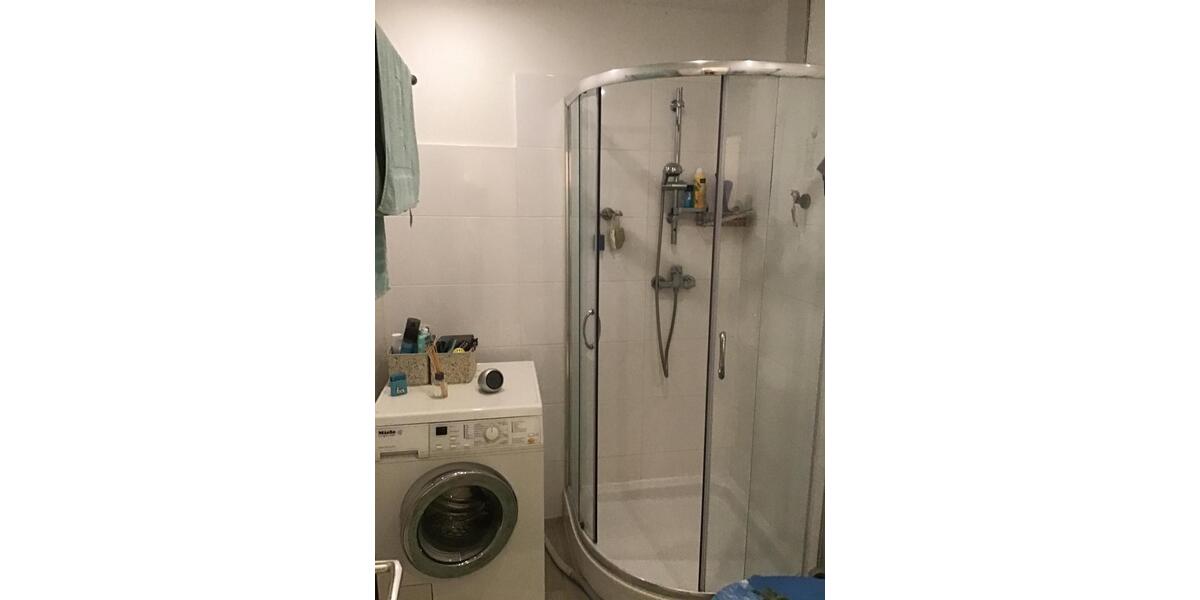 Zwei-Zimmer-Wohnung mit Balkon & Schwimmbad! Solingen Wald 2 zimmer