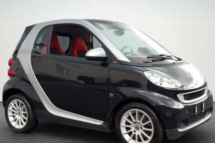 Smart ForTwo 64.000 km 5.999 &euro; Köln 50739