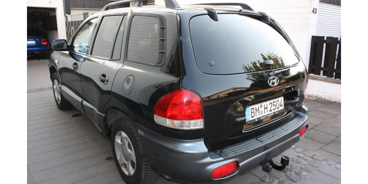 Hyundai Grand Santa Fe 288.000 km 799 &euro; Elsdorf 50189