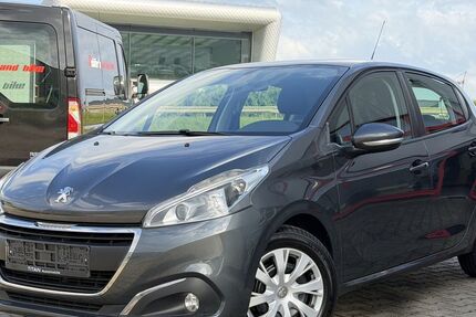 Peugeot 208 121.200 km 4.850 &euro; Erftstadt 50374