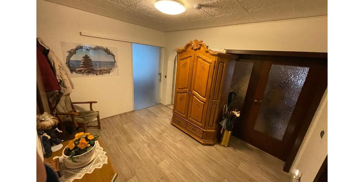 Erdgeschoßwohnung Köln Porz - 3 Zimmer, 120 m&sup2;, 379.000&euro; | Angebot:26227647