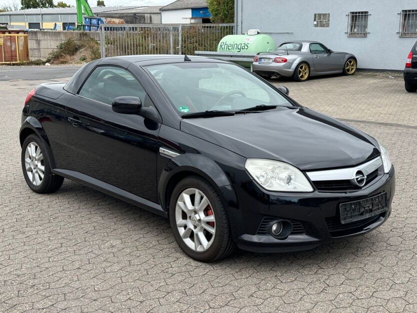 Opel Tigra 146.090 km 1.950 € Bornheim 53332