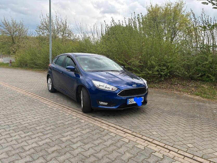 Ford Focus 55.000 km 8.490 € Königswinter 53639
