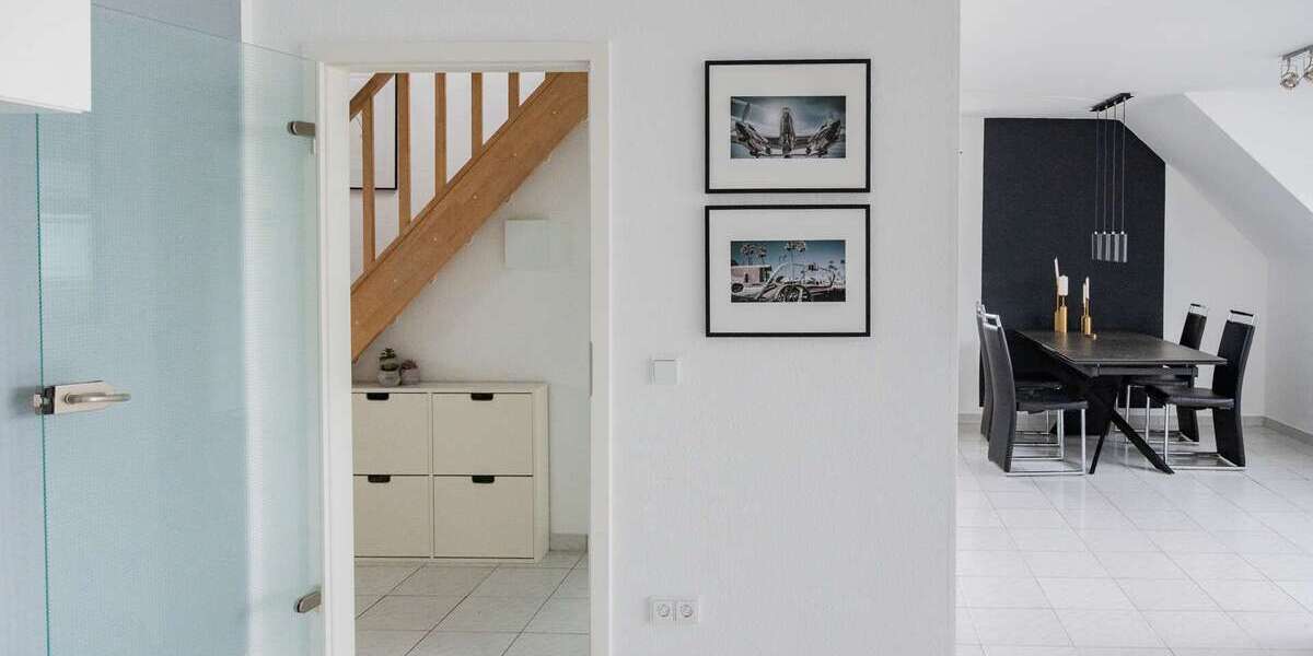 Etagenwohnung Köln / Grengel Grengel - 4 Zimmer, 120 m&sup2;, 1.250&euro; | Angebot:26981169
