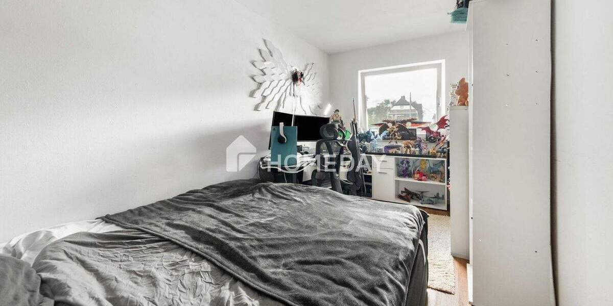 Helle 2-Zimmer-Hochparterrewohnung - frisch saniert, Stellplatz & Keller inklusive 2 zimmer