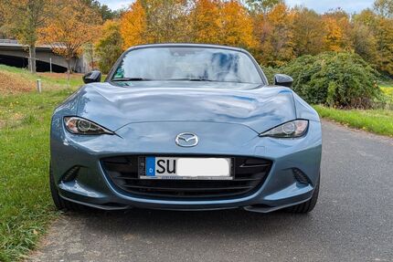 Mazda MX-5 121.000 km 15.750 € Siegburg 53721