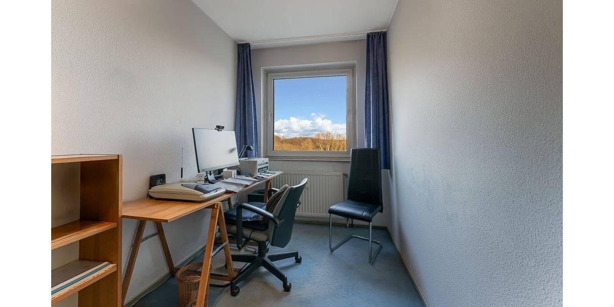 Etagenwohnung Köln Junkersdorf - 4 Zimmer, 113 m&sup2;, 315.000&euro; | Angebot:26027628