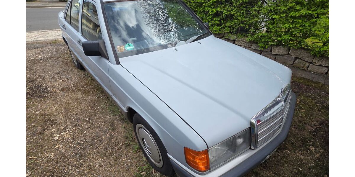 Mercedes-Benz 190 89.000 km 8.400 &euro; ALFTER 53347