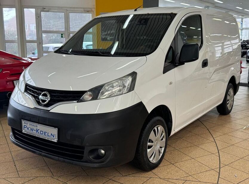 NV200