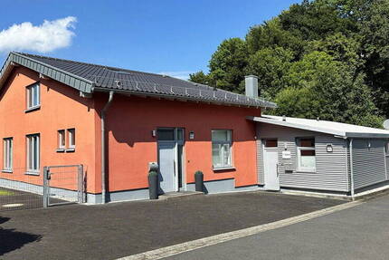 Büros Praxis Wohnhaus - zentrale u. ruhige Lage Bergisch Gladbach, Hauptstraße