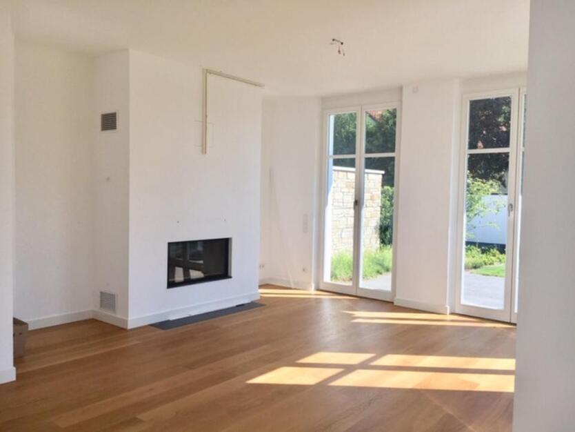 HAUS WITTLAER - KAMIN - OFFENE EINBAUKÜCHE - PARKETT - GARTEN - HOHE DECKEN - FEINPUTZ zimmer