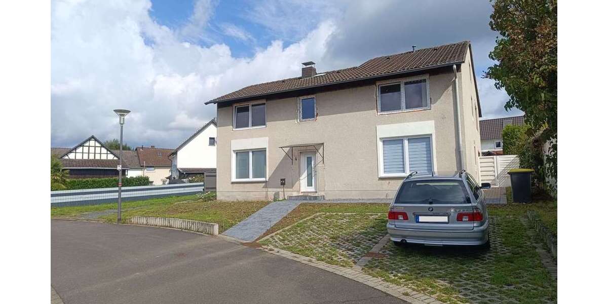 Einfamilienhaus Hennef - 6 Zimmer, 200 m&sup2;, 490.000&euro; | Angebot:25349490