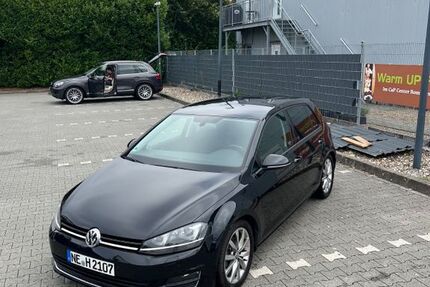 VW Golf 84.000 km 14.000 &euro; Rommerskirchen 41569