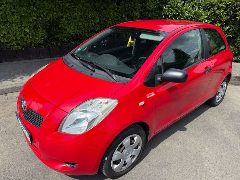 Yaris