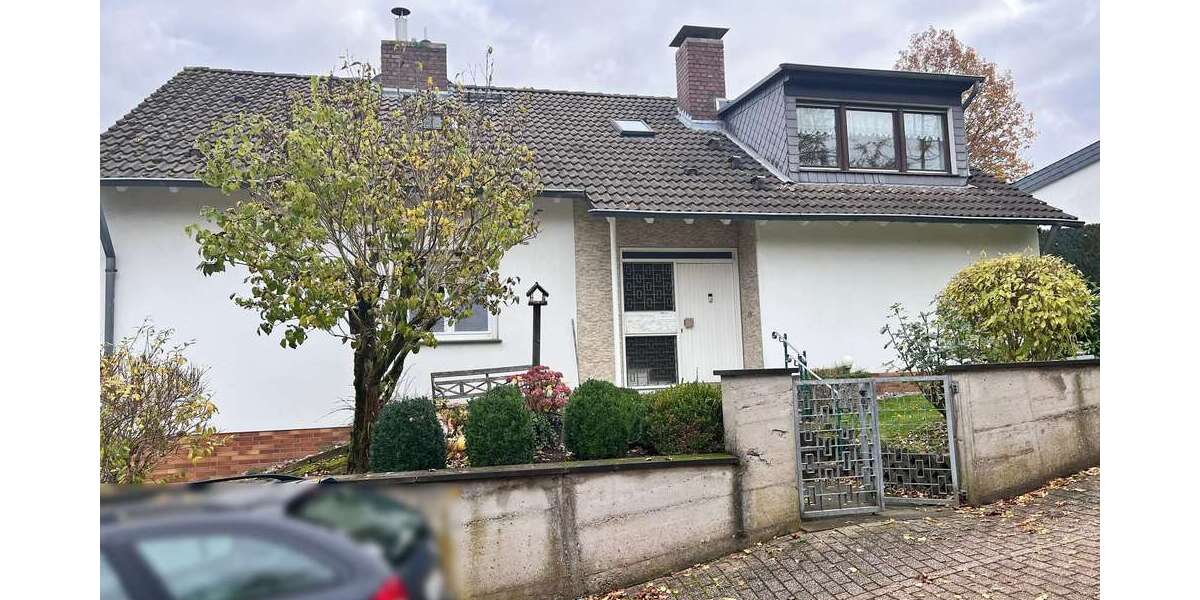 Einfamilienhaus Bergisch Gladbach - 7 Zimmer, 174 m&sup2;, 1.950&euro; | Angebot:25127655