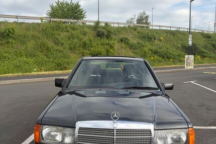 Mercedes-Benz 190 220.000 km 5.700 &euro; Köln 51105