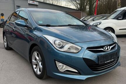Hyundai i40 160.000 km 8.400 &euro; Solingen 42653