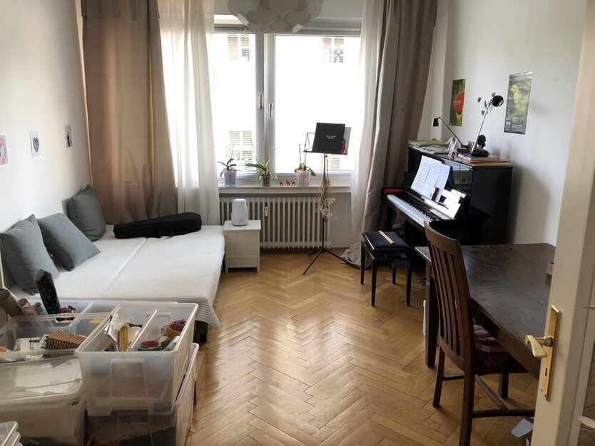 Mitten in der Stadt und trotzdem ruhig wohnen - Balkon und Einbauküche