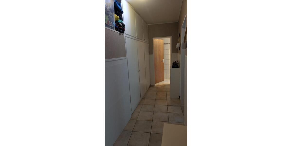 Etagenwohnung Wermelskirchen - 4 Zimmer, 94 m&sup2;, 1.149&euro; | Angebot:26626006
