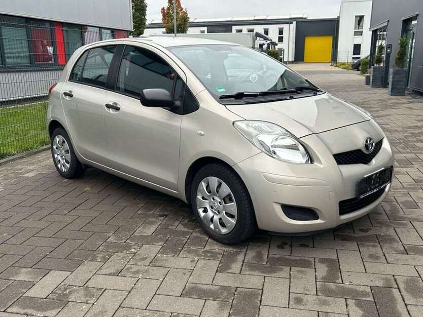 Toyota Yaris 143.064 km 4.290 € Bornheim 53332