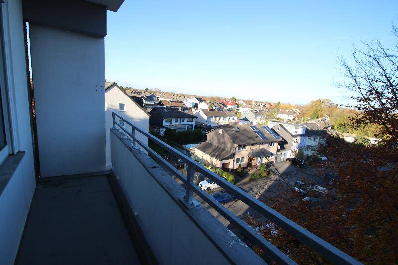Etagenwohnung Niederkassel Lülsdorf - 3 Zimmer, 73 m&sup2;, 90.000&euro; | Angebot:26204805
