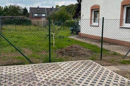 Attraktive und vollständig renovierte 4,5 Zimmer Doppelhaushälfte