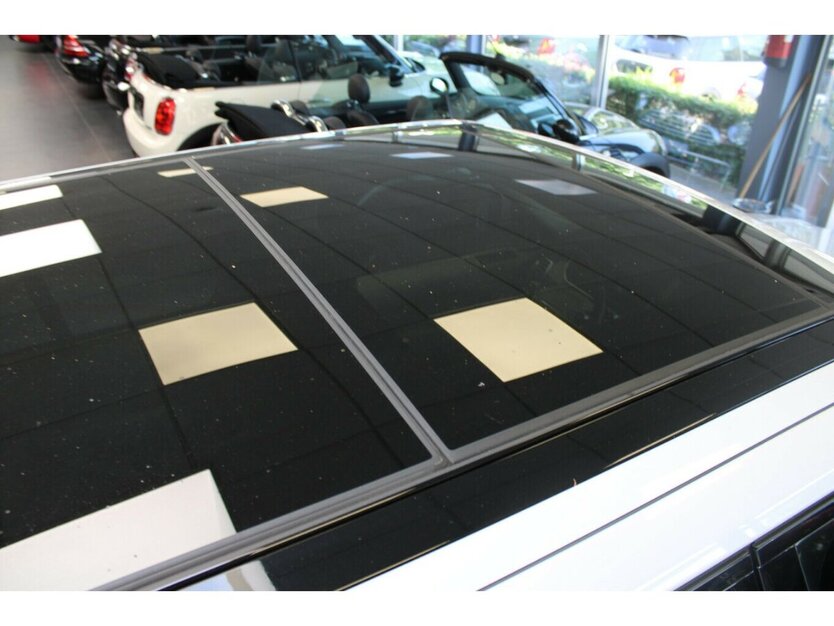 Land Rover Range Rover 4.4 SDV8 Vogue 182.940 km 27.980 € Euskirchen 53881