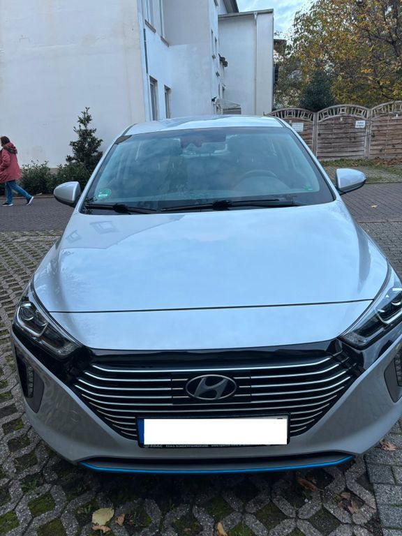 Hyundai IONIQ 59.000 km 16.900 € Solingen 42697