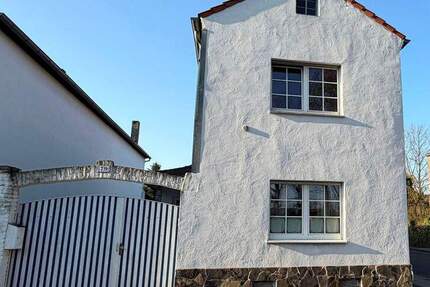 Haus Köln Westhoven - 6 Zimmer, 115 m&sup2;, 440.000&euro; | Angebot:25280002