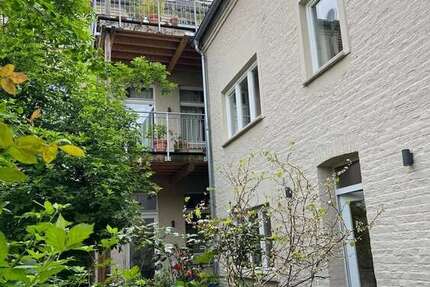 Haus Bonn Beuel-Mitte - 6.5 Zimmer, 215 m&sup2;, 2.980&euro; | Angebot:27182052