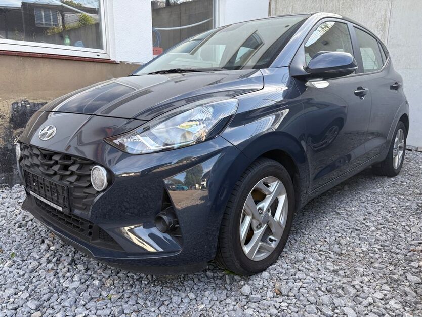 Hyundai i10 22.653 km 13.780 € Solingen 42653