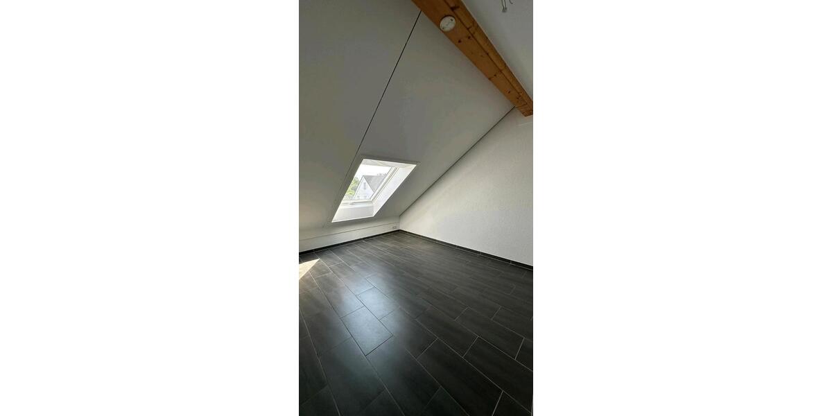 Reihenhaus Köln Chorweiler - 5 Zimmer, 141 m&sup2;, 583.500&euro; | Angebot:27000218