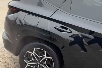 Hyundai TUCSON 100.000 km 24.990 € Köln 50739