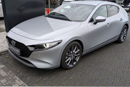 Mazda 3 27.521 km 20.285 &euro; Leverkusen 51373