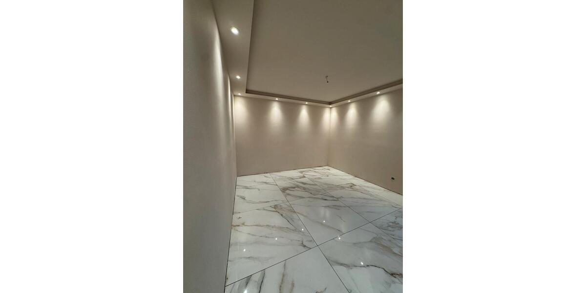 Erdgeschoßwohnung Köln Kalk - 3 Zimmer, 82 m&sup2;, 1.750&euro; | Angebot:25404176