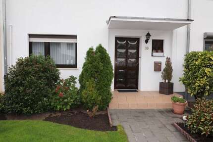 Haus zum Kaufen in Köln-Worringen 294.900 € 96 m² 5 zimmer