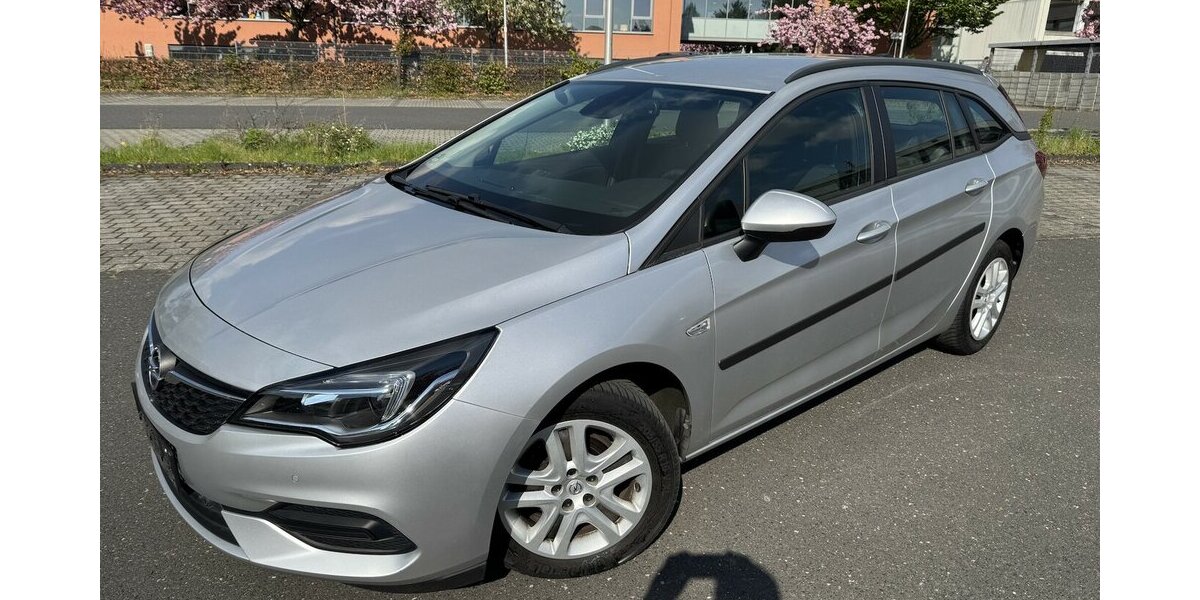 Opel Astra Klima Navi Temp CarPlay GARANTIE 37.000 km 37.000 km 14.000 &euro; Erftstadt 50374