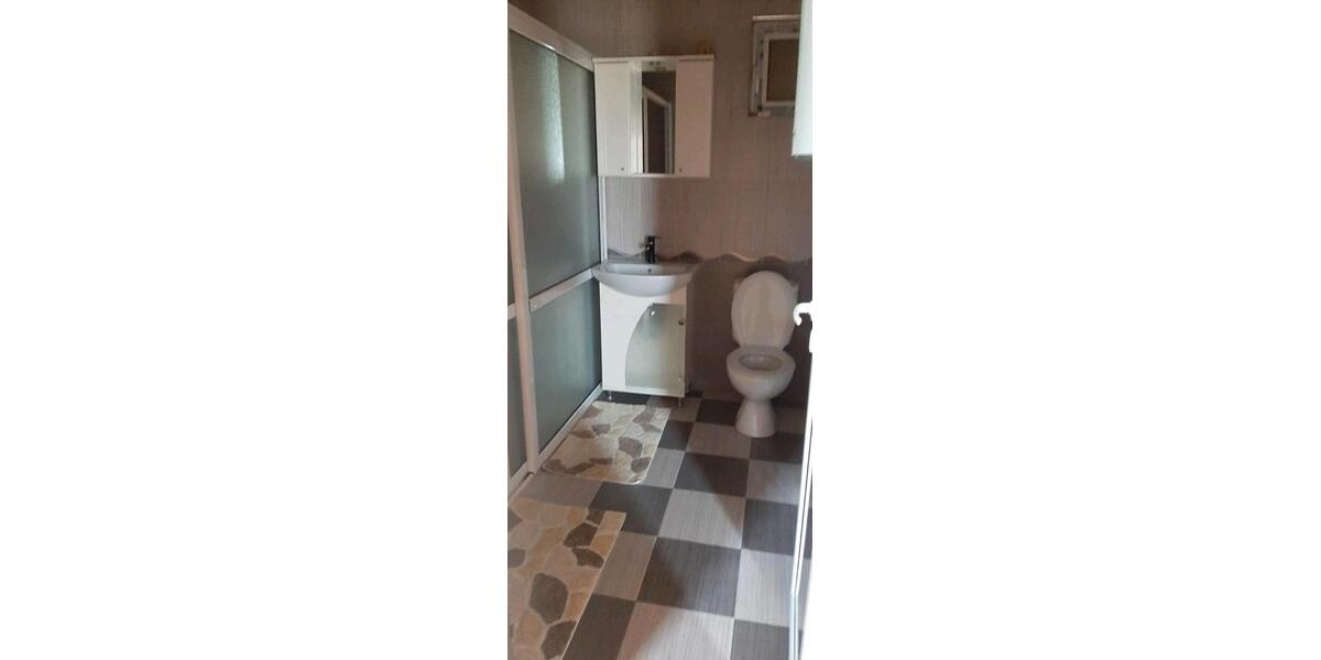 Bungalow Köln Mülheim - 2 Zimmer, 50 m&sup2;, 350&euro; | Angebot:27615893