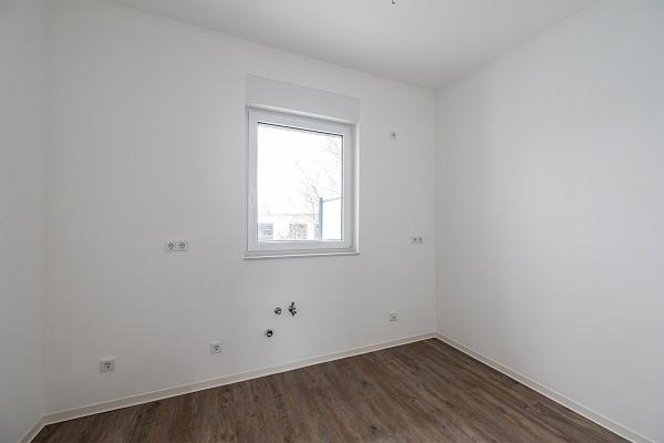 Dachgeschoßwohnung Bonn Friesdorf - 2 Zimmer, 67 m&sup2;, 1.016&euro; | Angebot:24277646