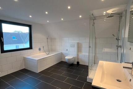 Wohnung Bergisch Gladbach Paffrath - 2 Zimmer, 72 m&sup2;, 920&euro; | Angebot:27592531