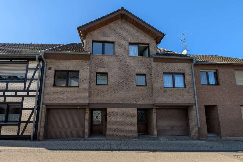 Haus zum Kaufen in Erftstadt 269.000 € 95 m²