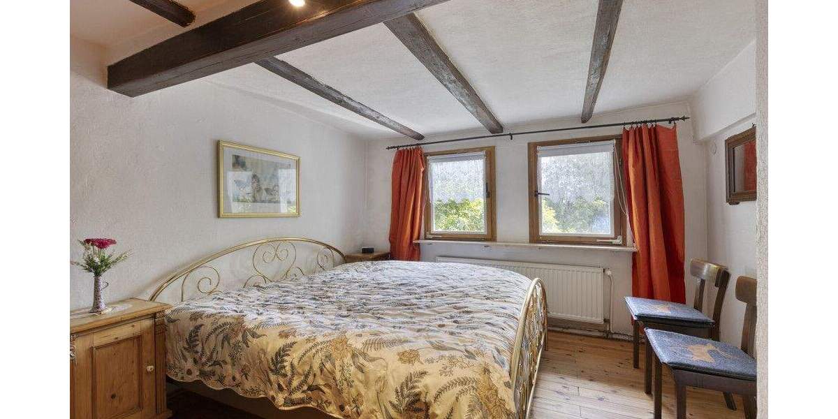 Bergisches Fachwerkhaus mit kleinen Schönheitsfehlern sucht neue Eigentümer 5 zimmer