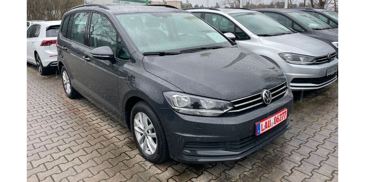 VW Touran 100.000 km 18.490 € Köln 50733