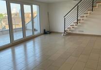 Exklusive Penthouse-Wohnung mit Dachterrasse in Niederkassel